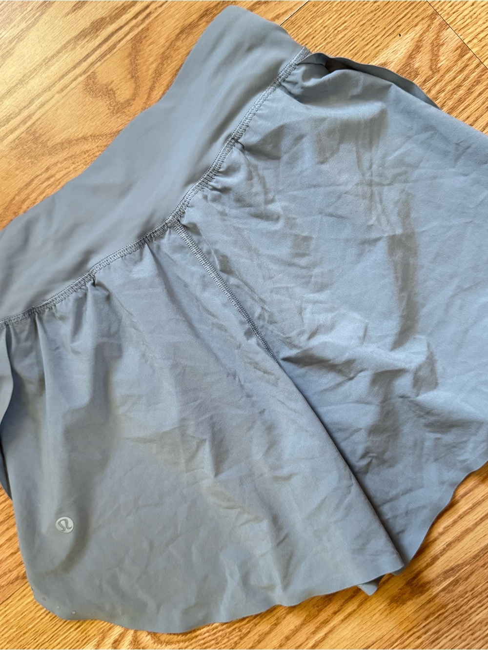 Lululemon shake it out high-rise running shorts size